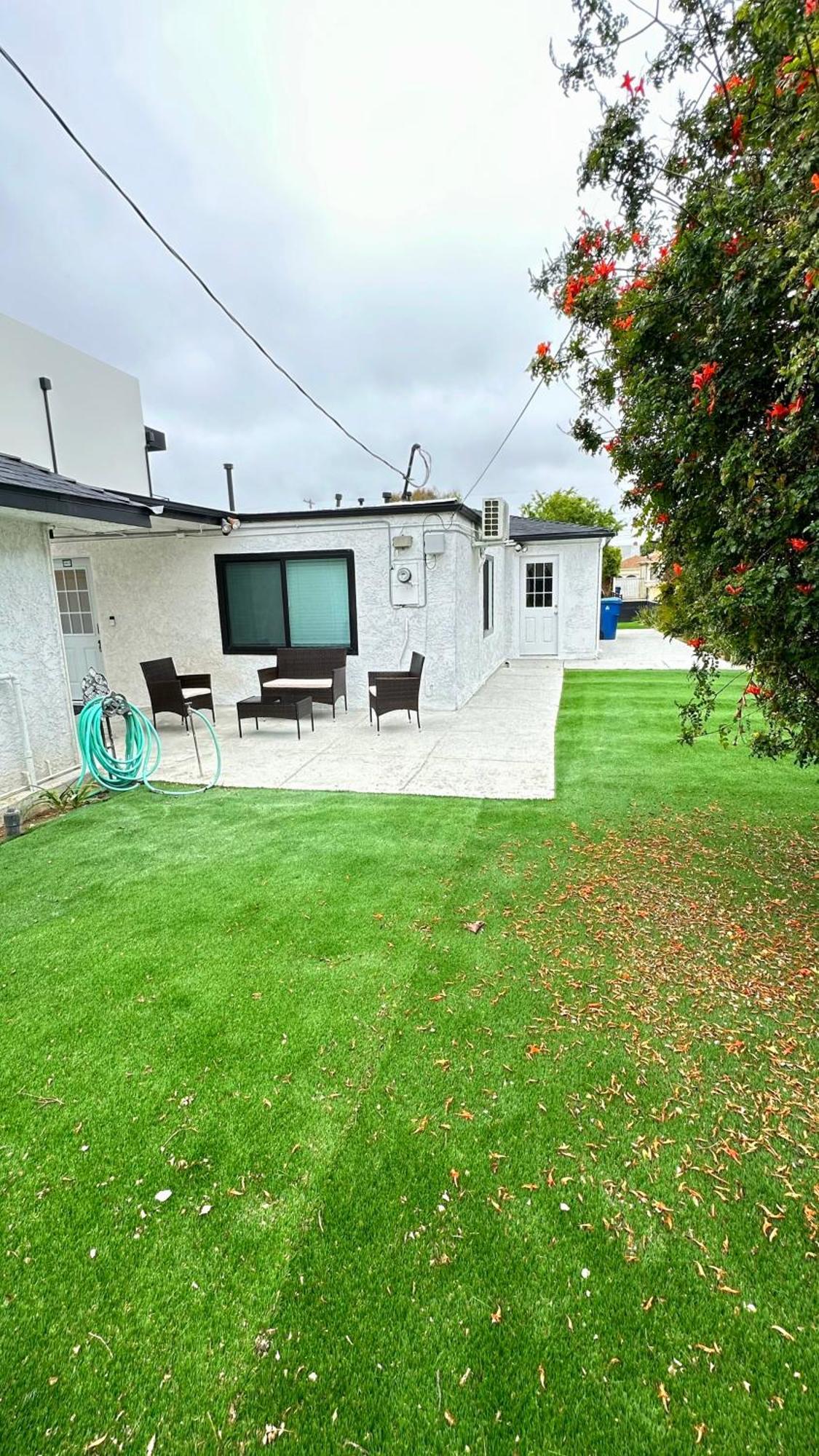 Apartment Modern Stylish &cozy Ieft Unit *